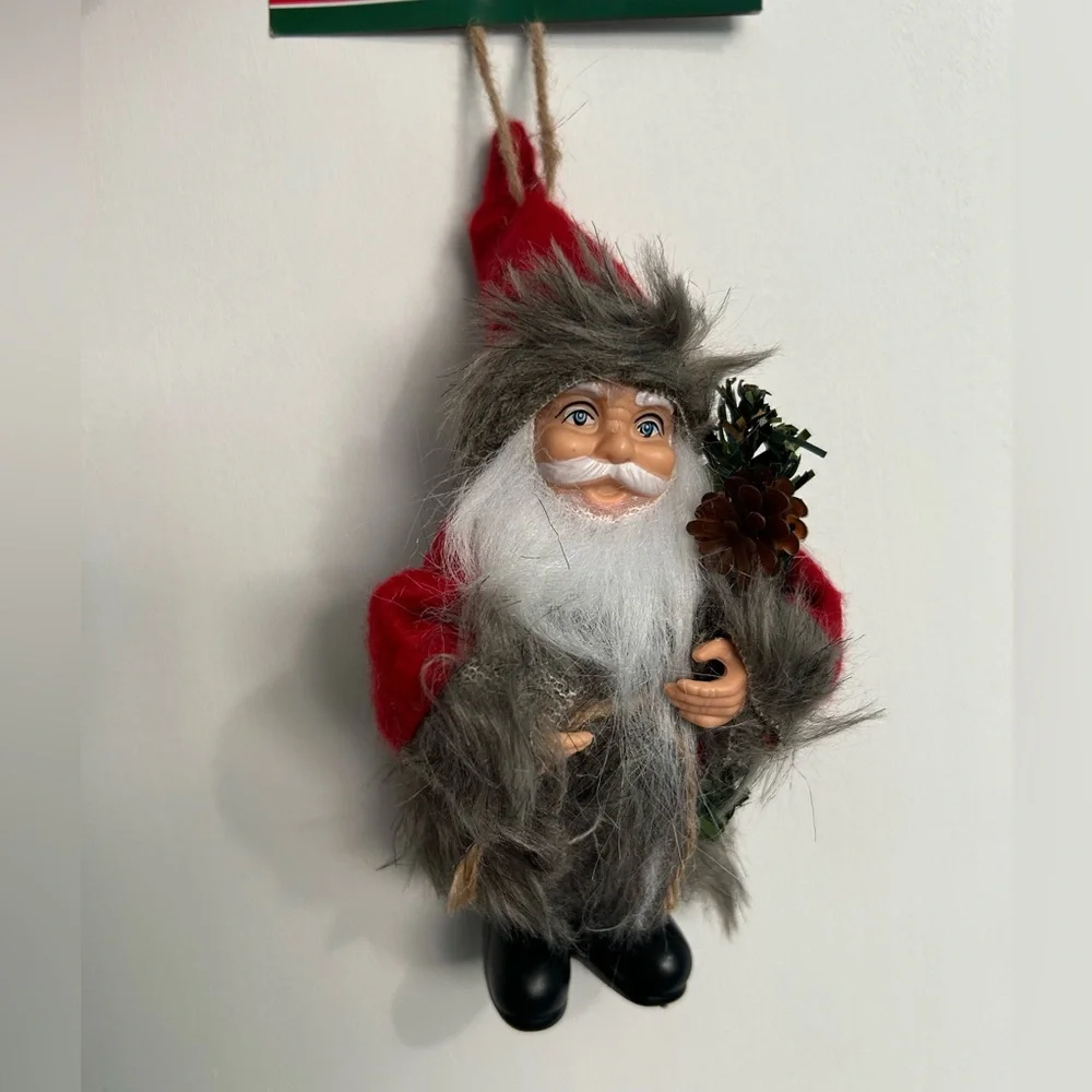 🎁Charming Red and Gray Santa Ornament